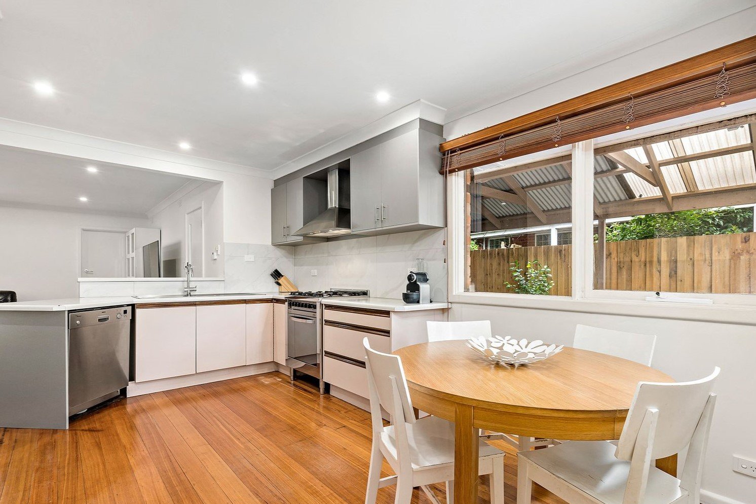 41 Clivejay Street, Glen&nbsp;Waverley image 4