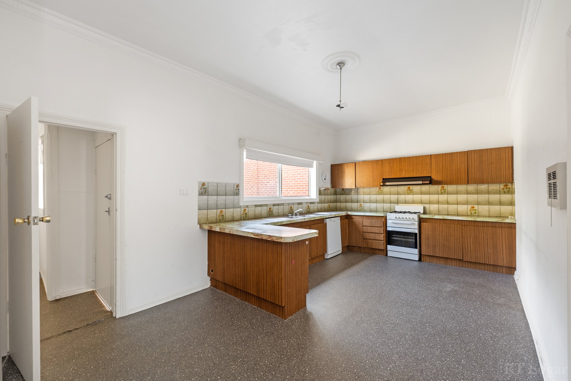 41 Cruikshank Street, Port Melbourne image 9