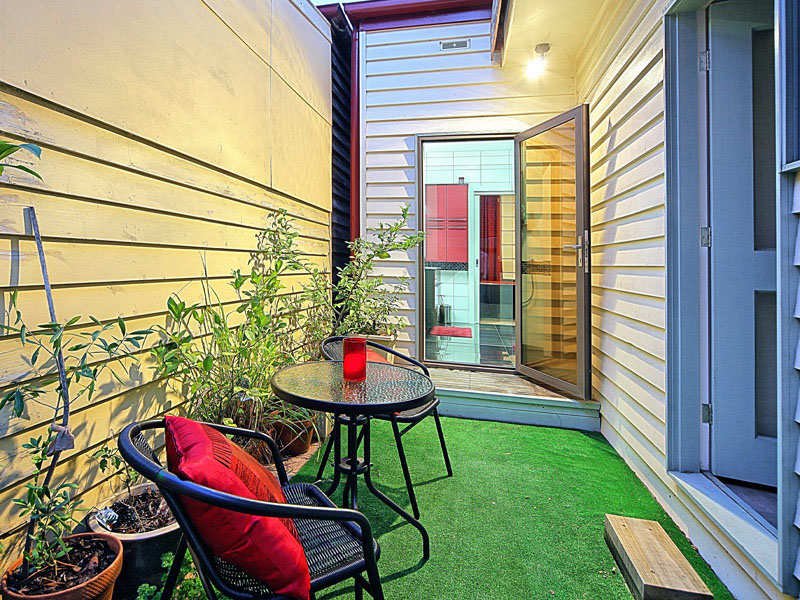 41 Derham Street, Port Melbourne image 8