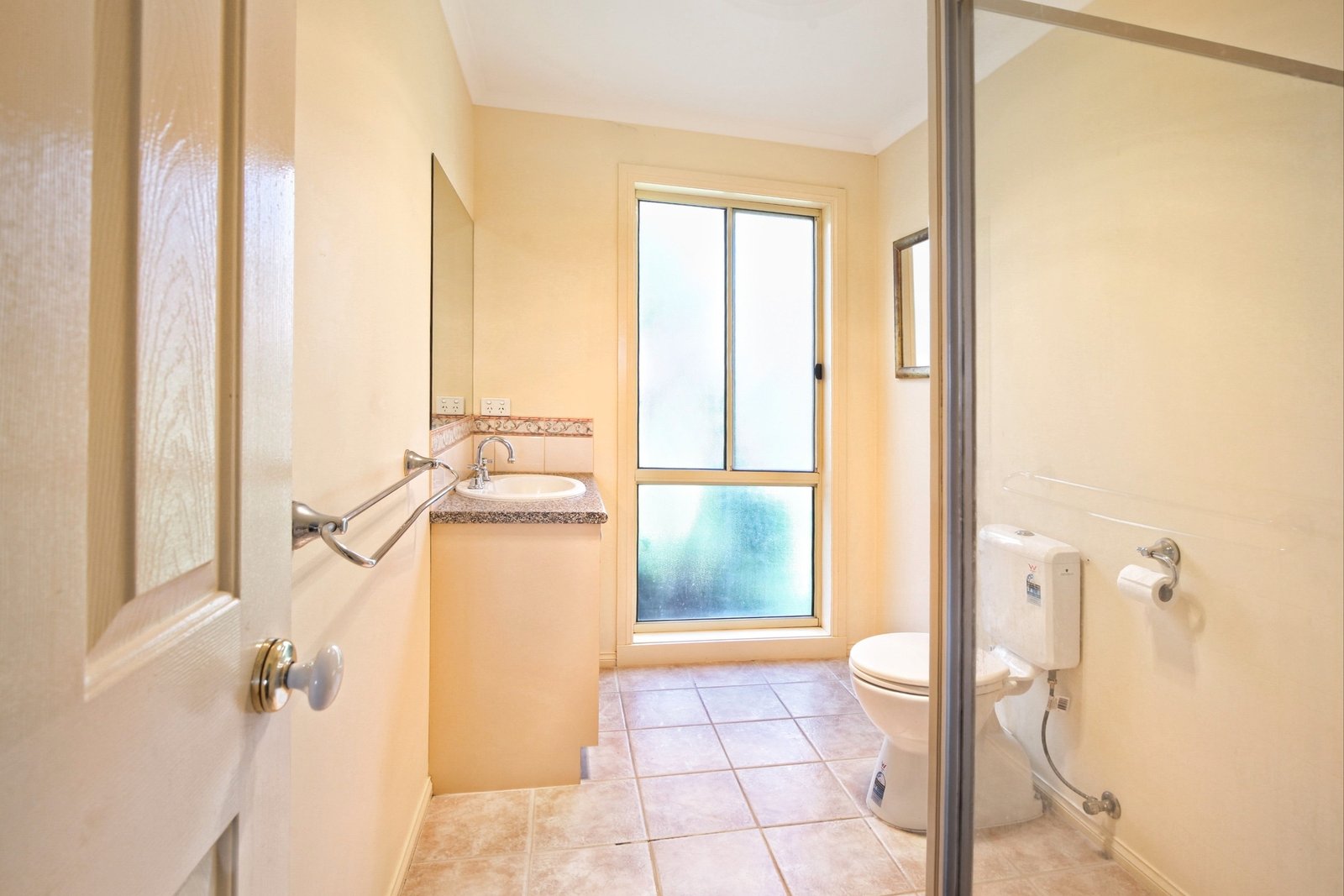 Property Gallery Thumbnail 9