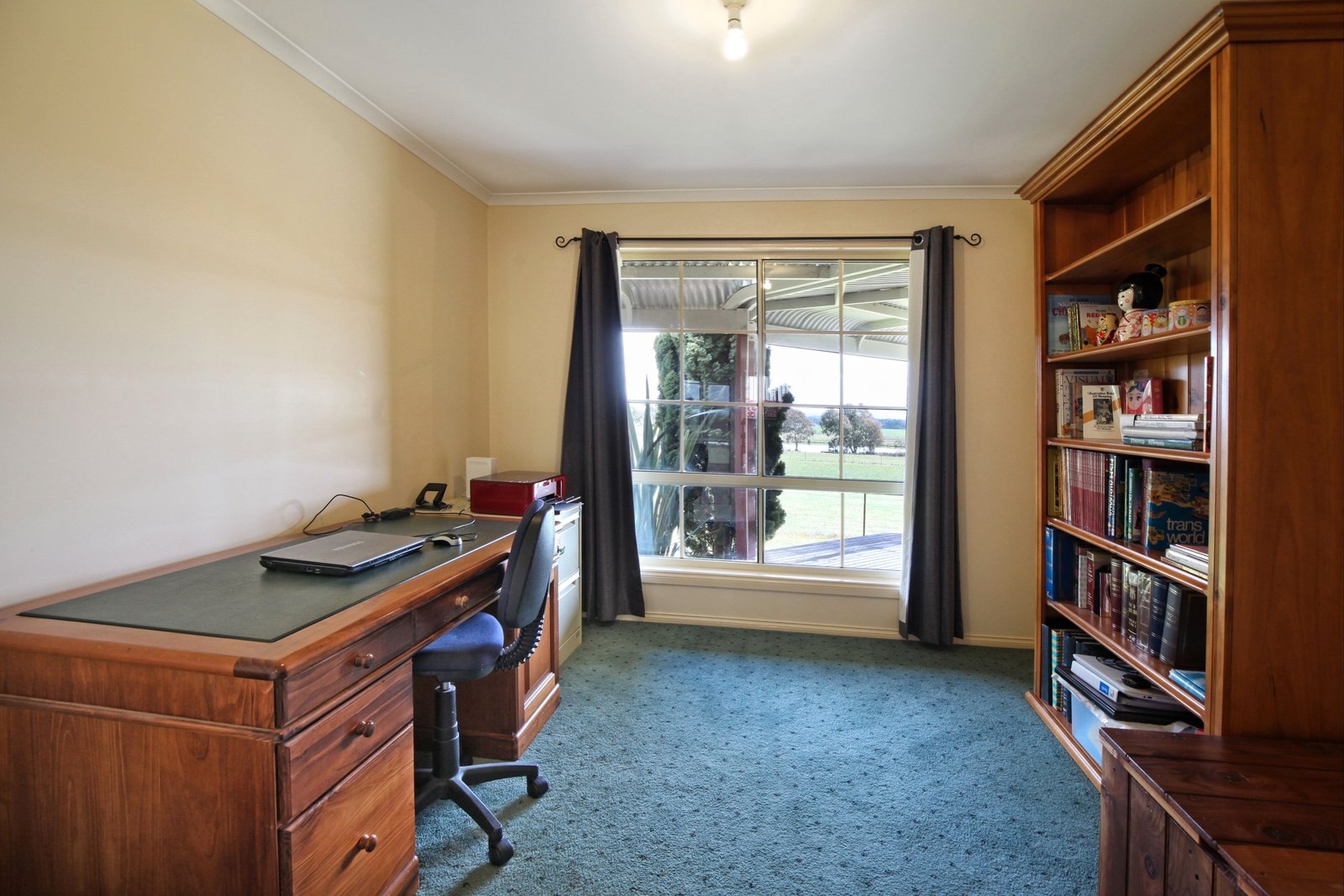 Property Gallery Thumbnail 12