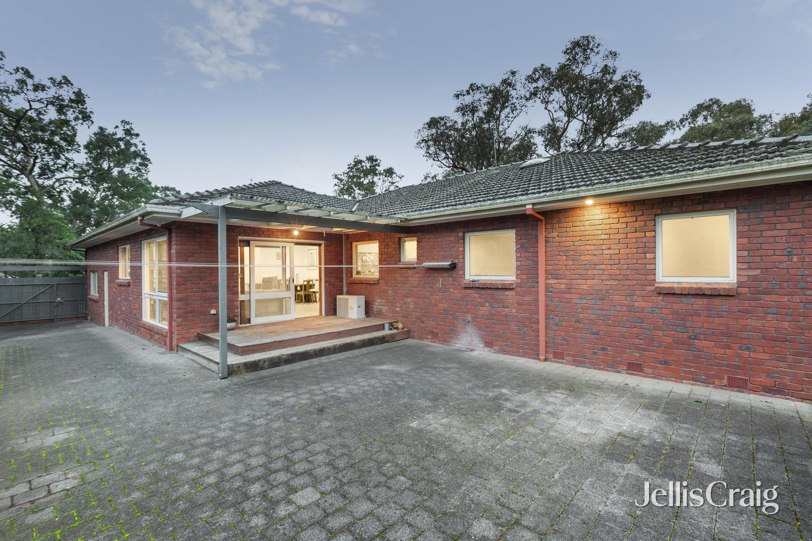 41 Glen Park Road, Eltham North image 13