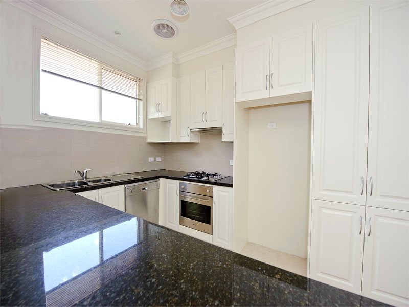 41 Glenmore Street, Box Hill image 4