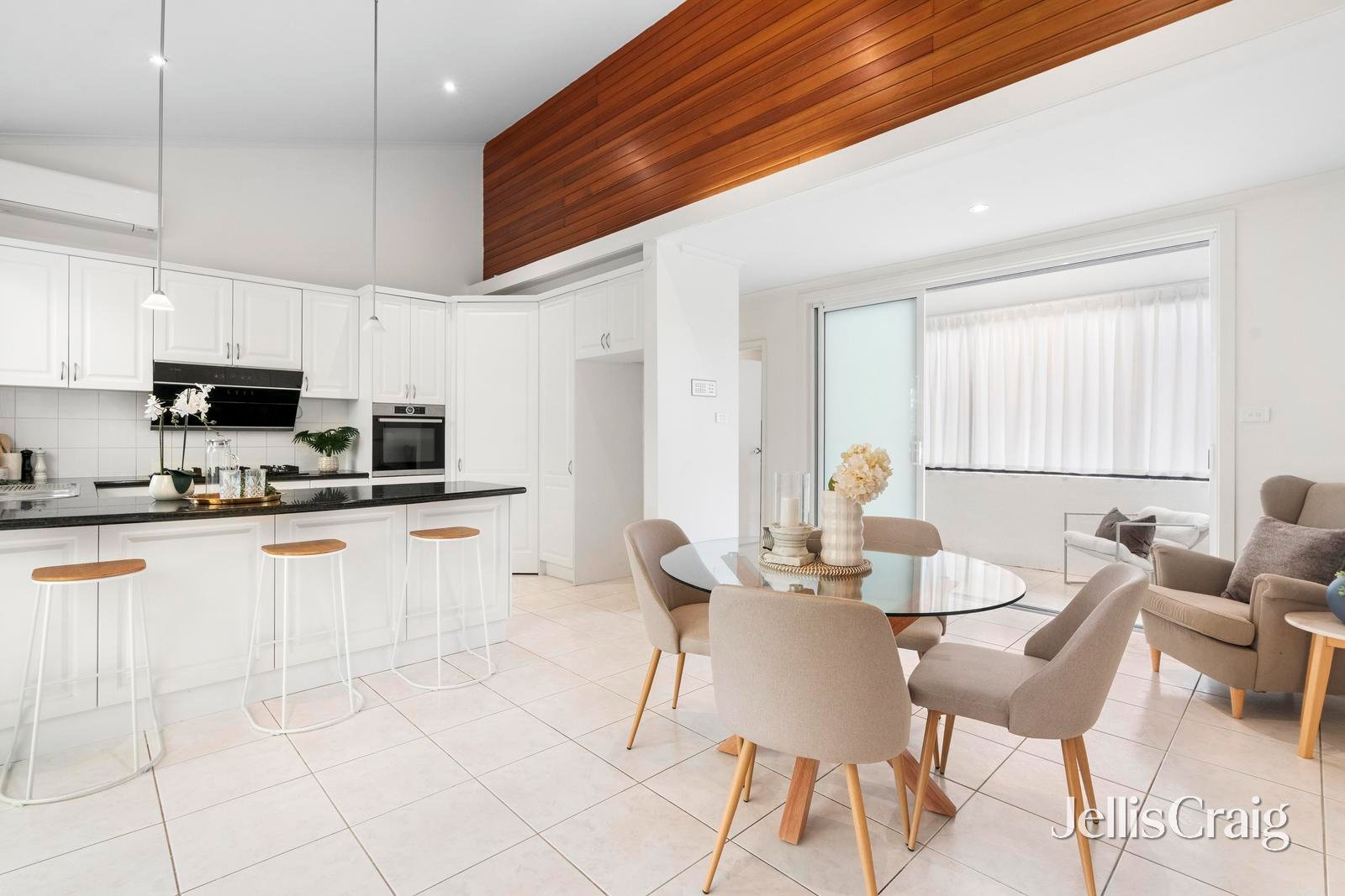 41 Gwingana Crescent, Glen&nbsp;Waverley image 3