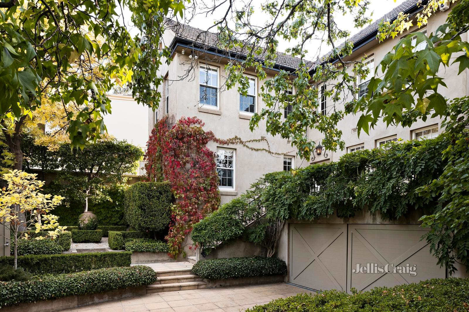 41 Heyington Place, Toorak image 3