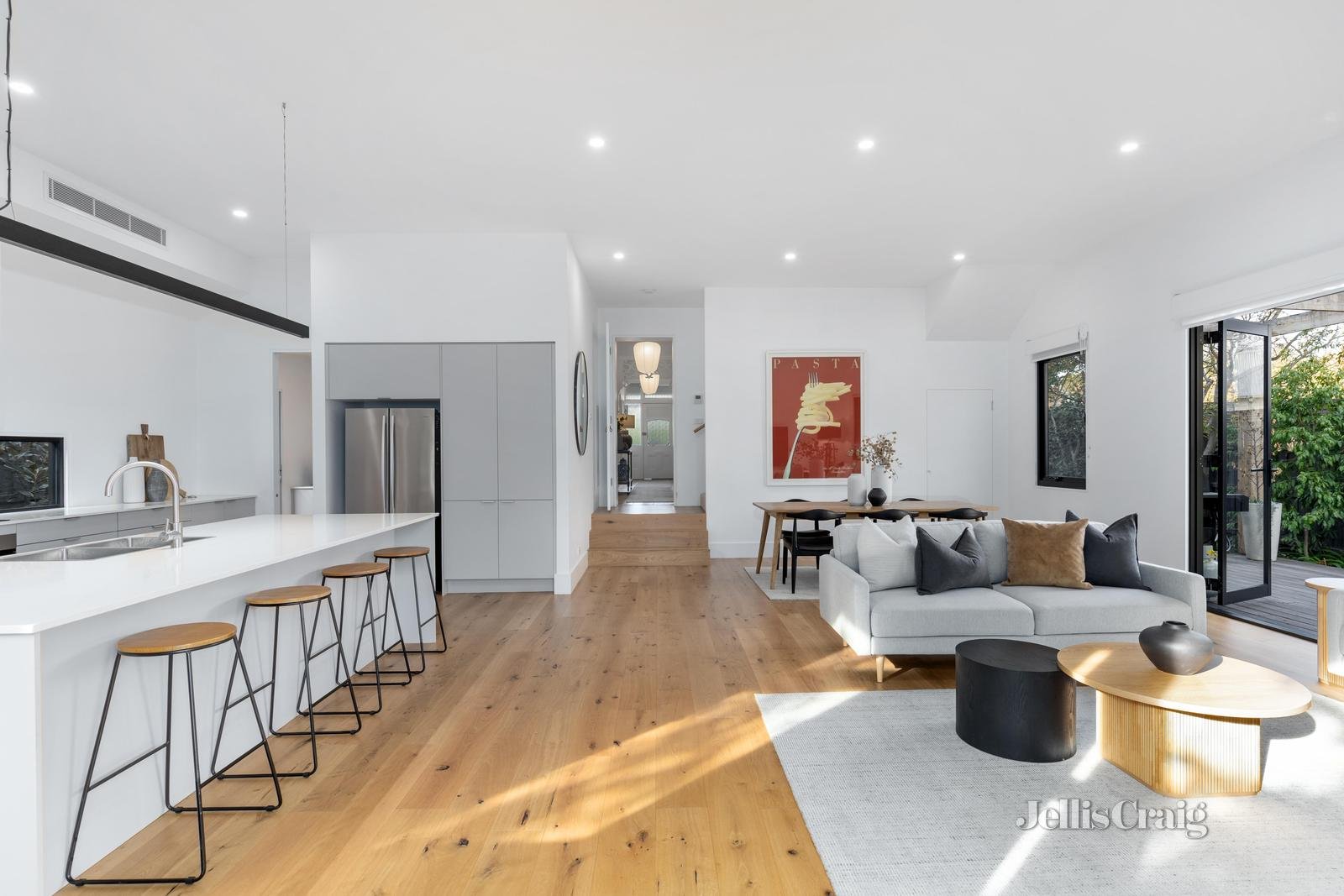 41 Highfield Road, Canterbury image 4