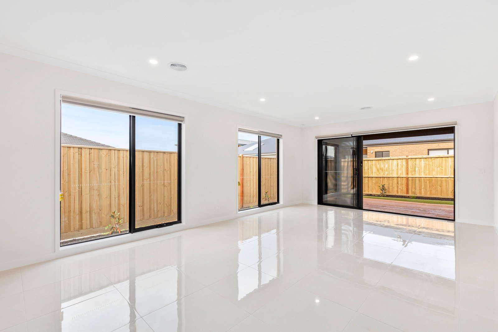 41 Inglenook Circuit, Armstrong Creek image 4