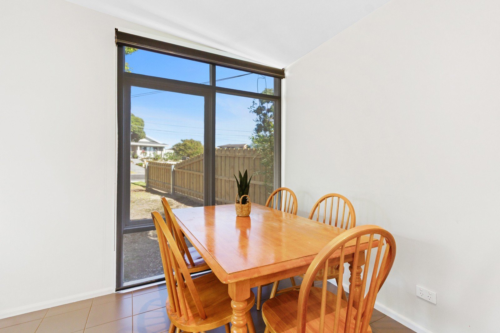 41 Johnson Drive, Ferntree Gully image 6