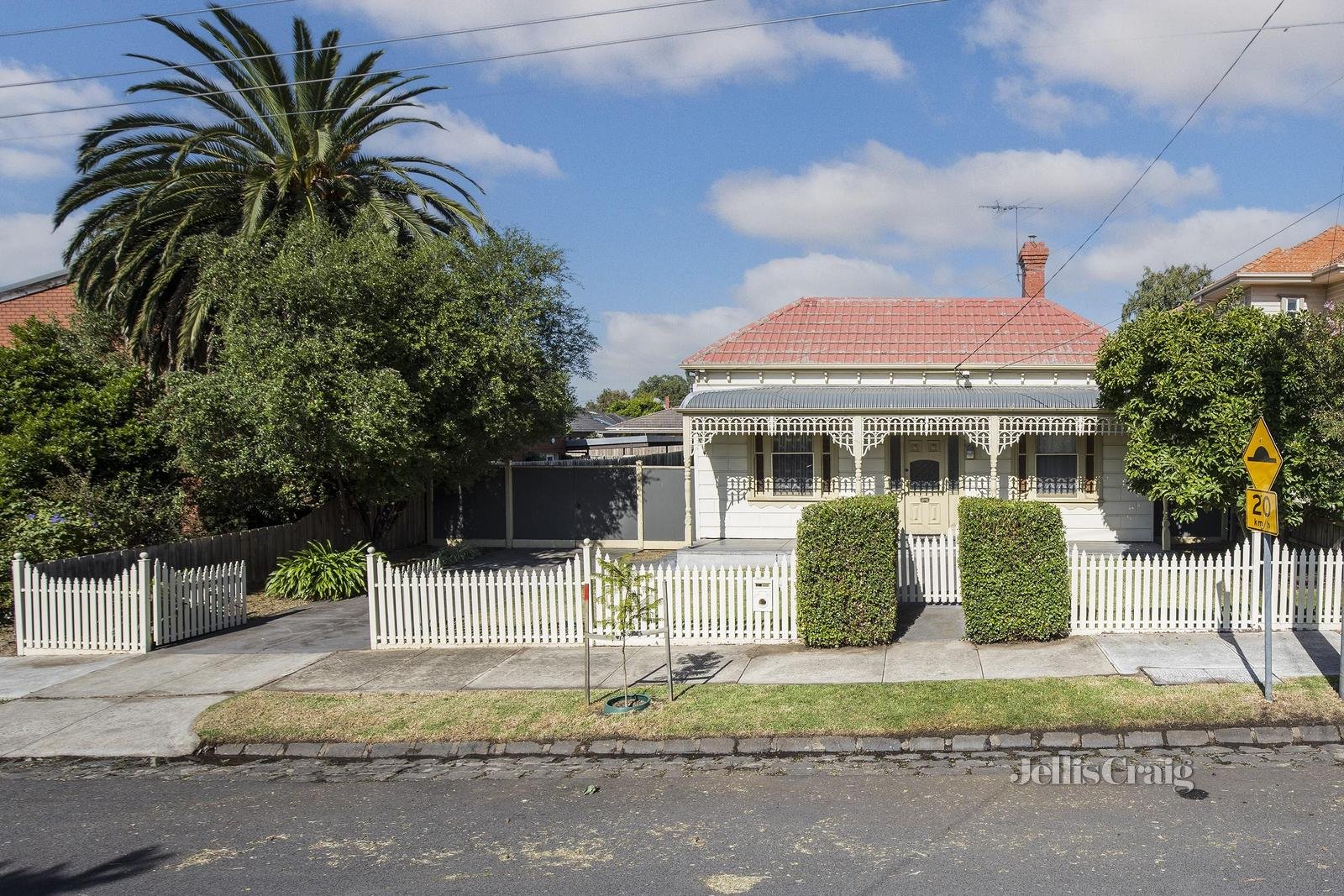 41 King Street, Essendon image 8