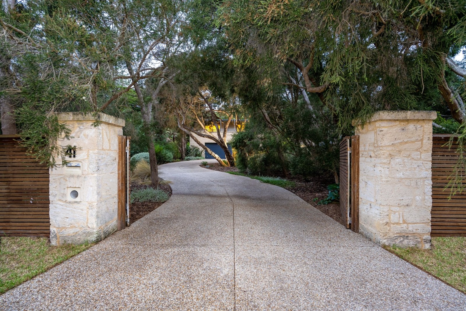 Property Gallery Thumbnail 4