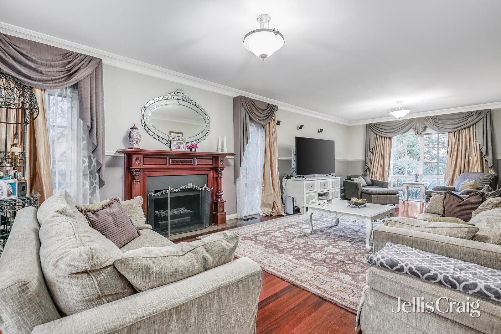 41 Mountain View Road, Balwyn North image 2