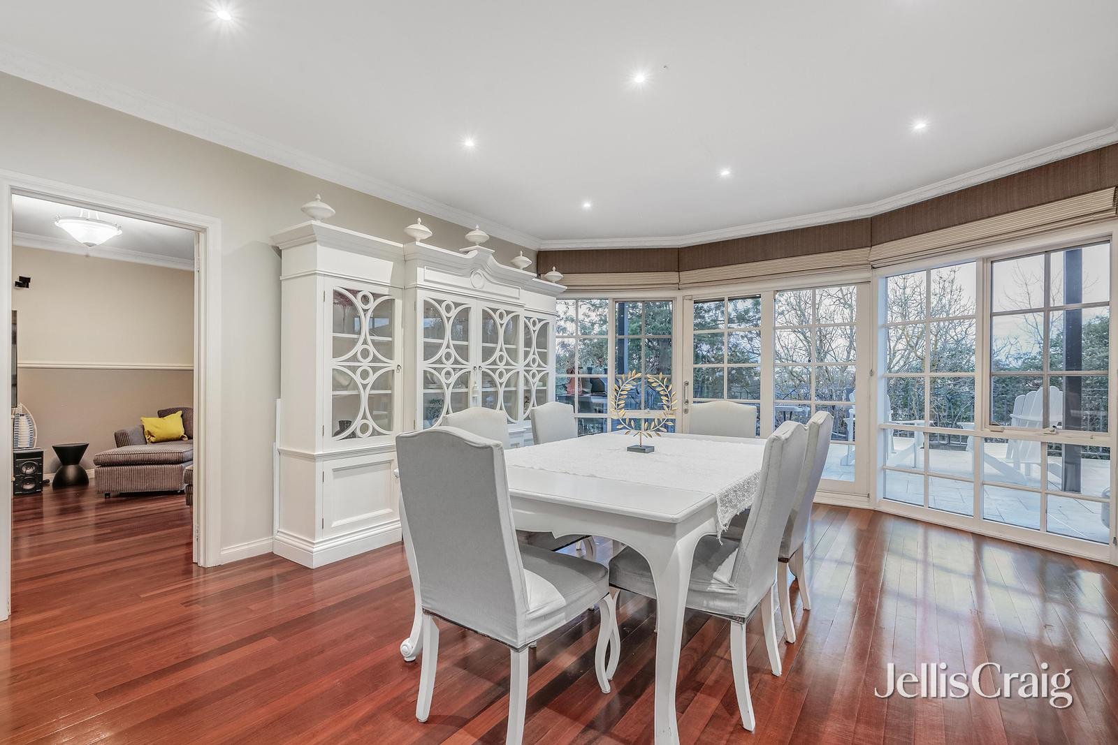 41 Mountain View Road, Balwyn North image 3