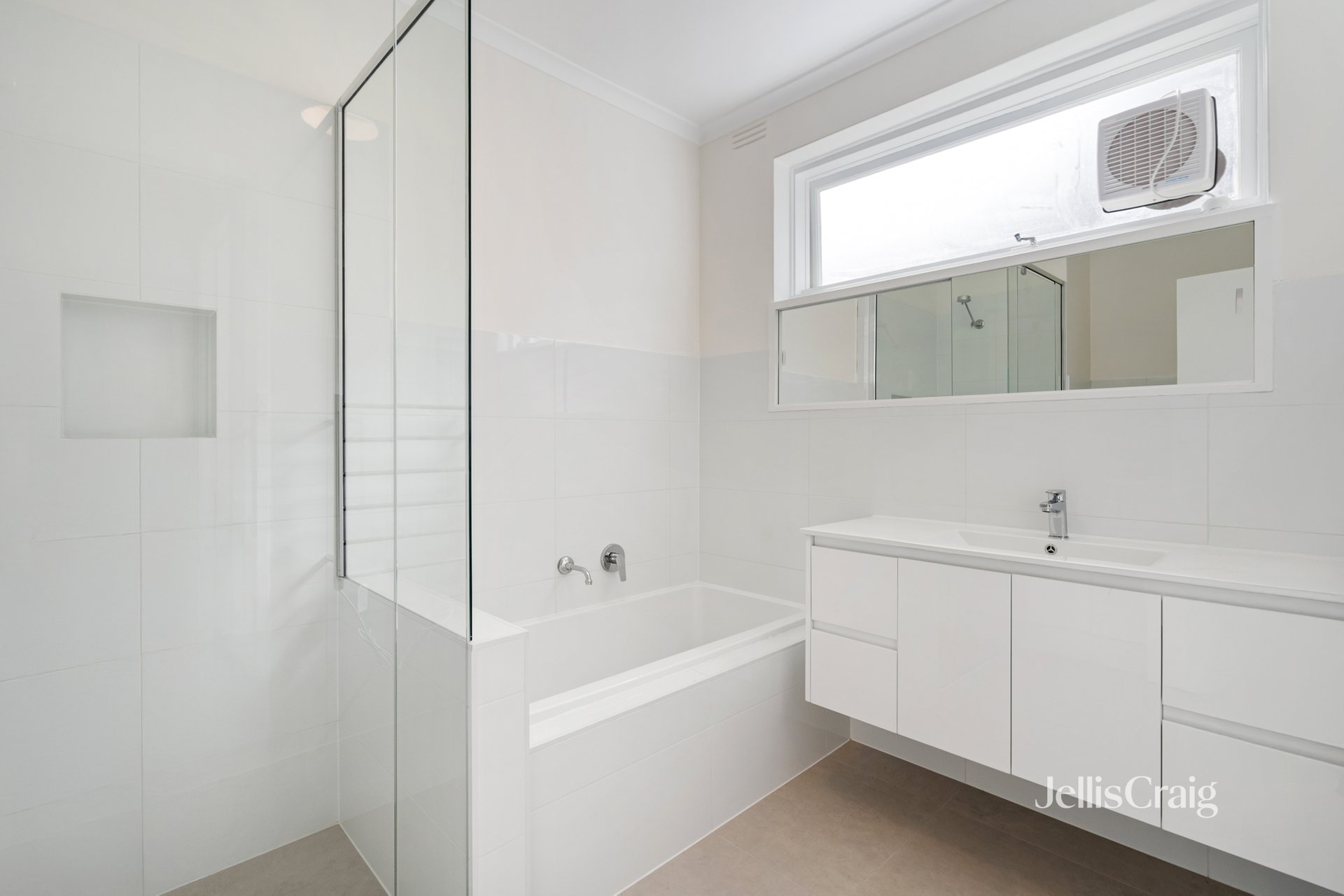 4/1 Munro St, Armadale image 6