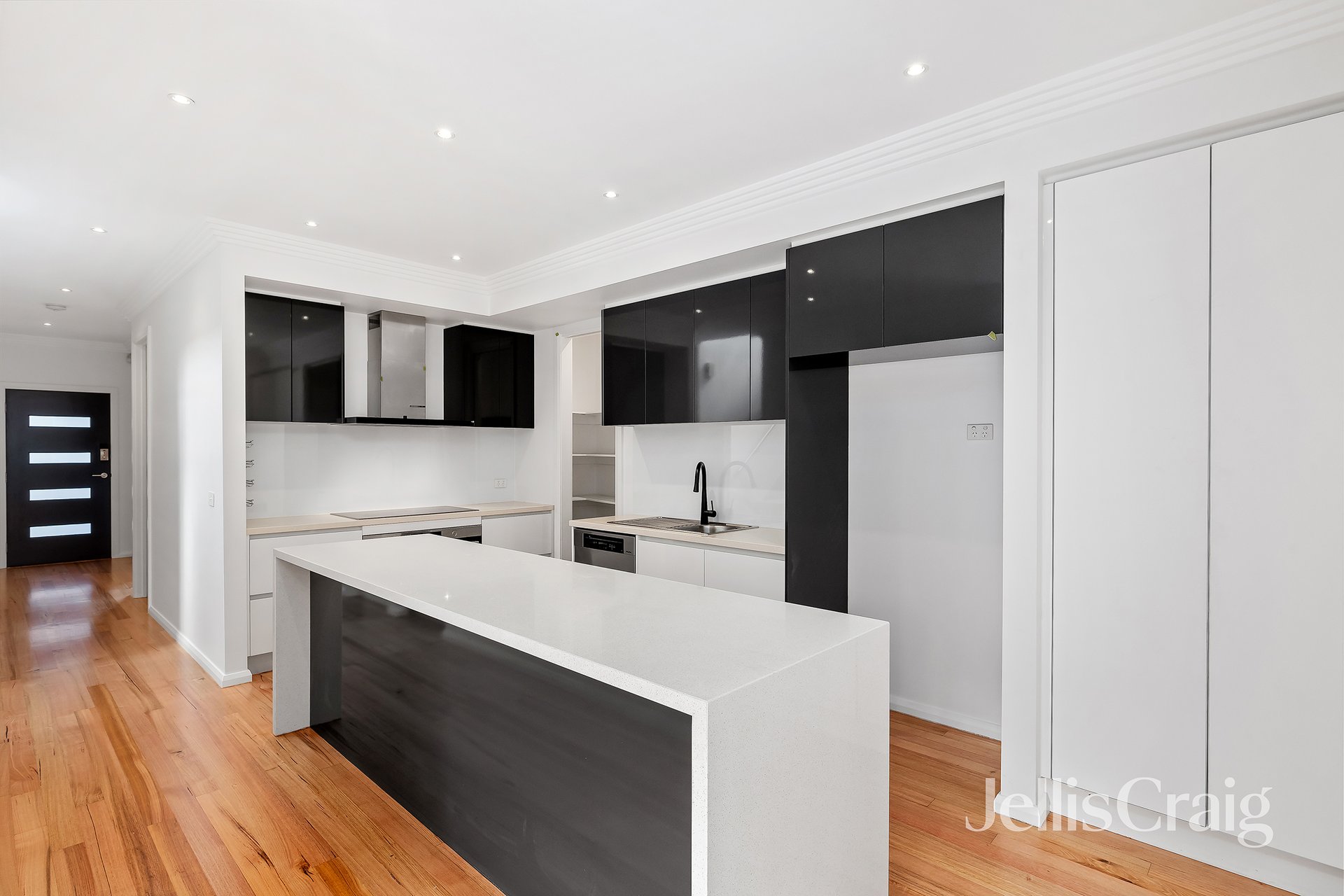 41 Oriel Road, Ivanhoe image 3