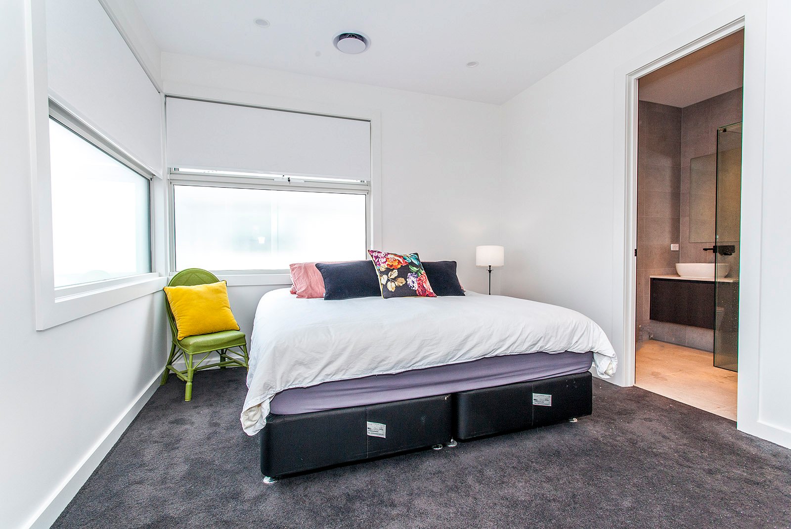 Property Gallery Thumbnail 6