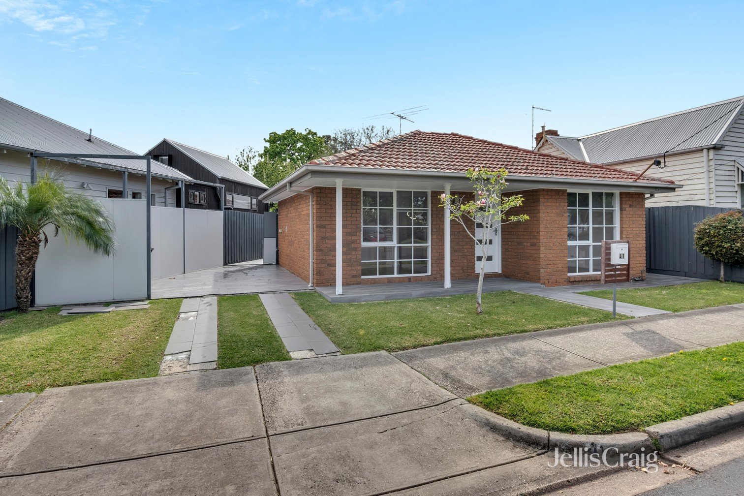 41 Railway Place, Williamstown image 2