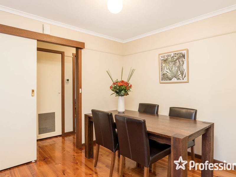 4/1 Rawlinson Street, Croydon image 5