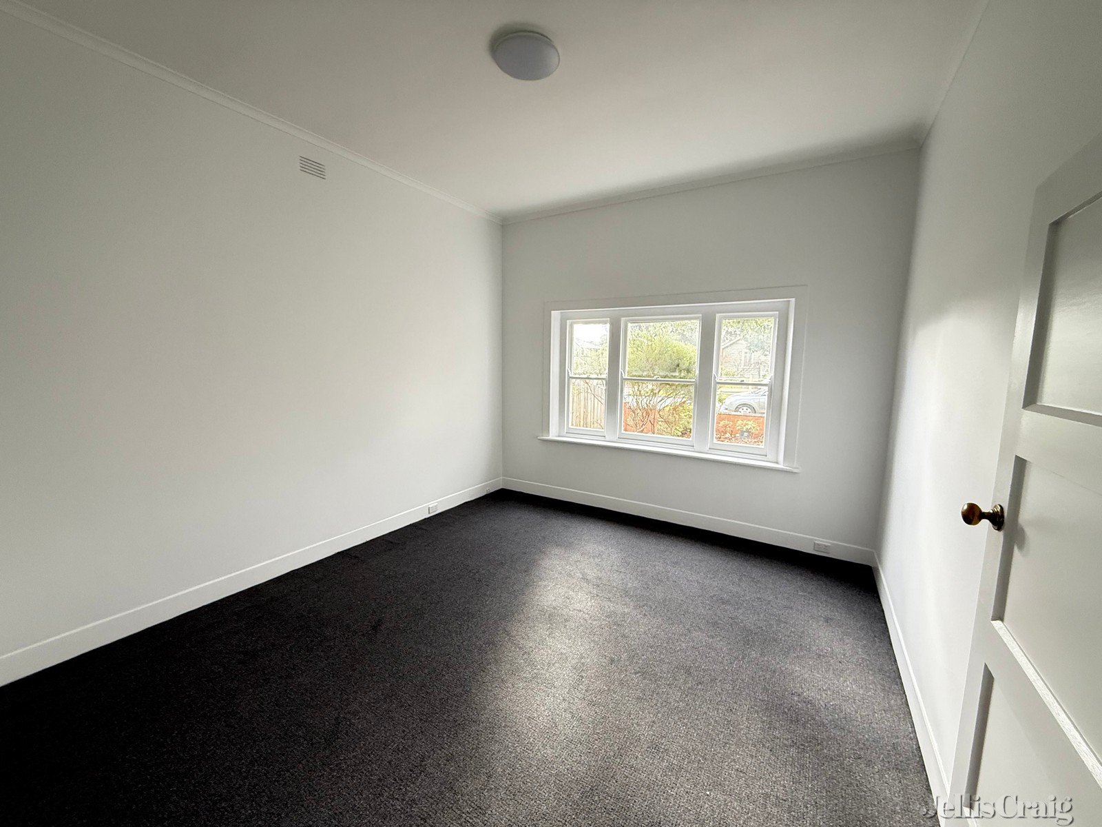 41 Rennie Street, Thornbury image 6