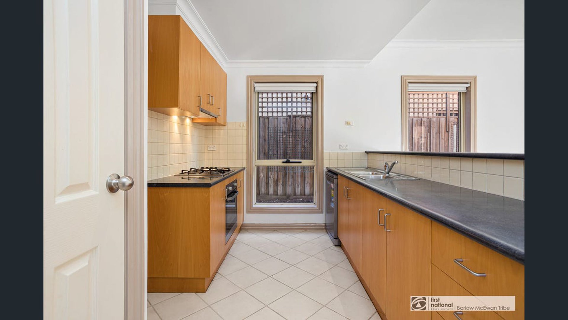 4/1 Rose Street, Altona image 8