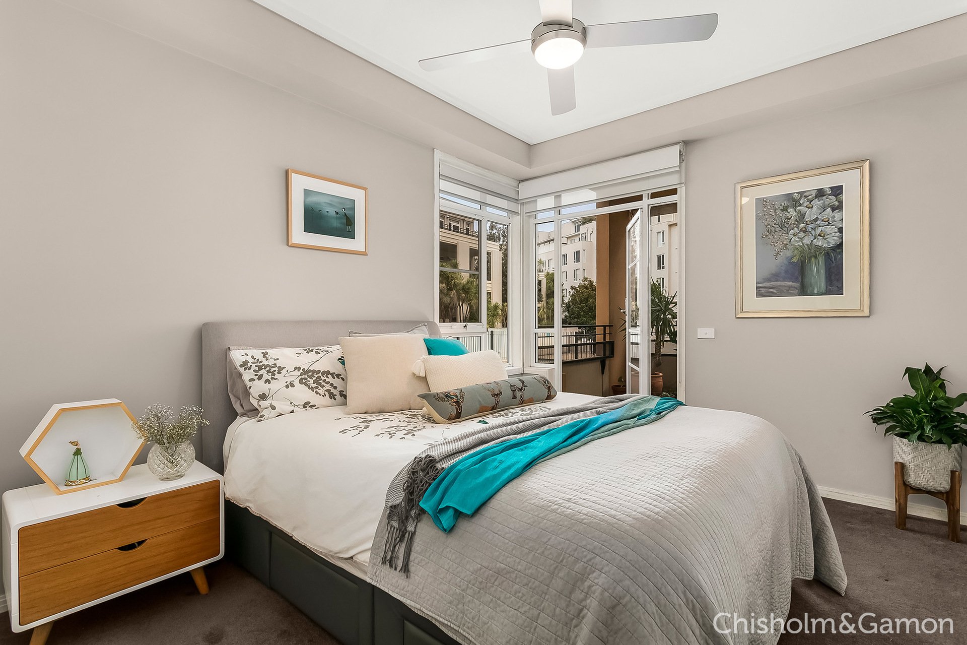 4/1 Seisman Place, Port Melbourne image 5