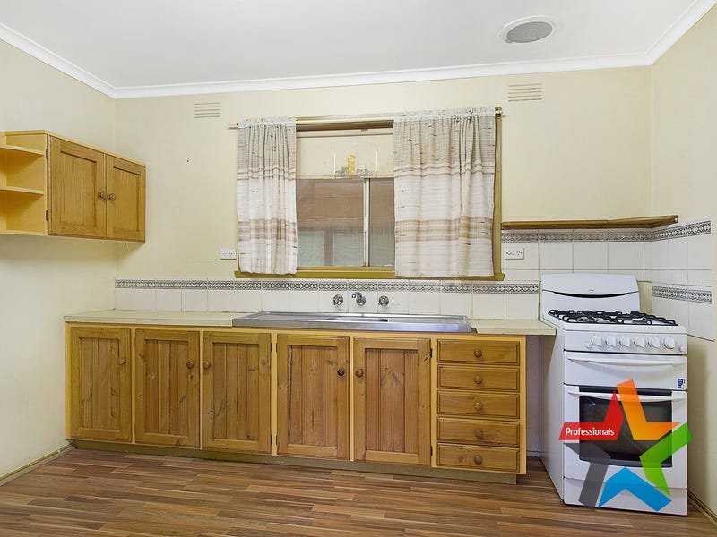 41 Smith Avenue, Croydon image 5