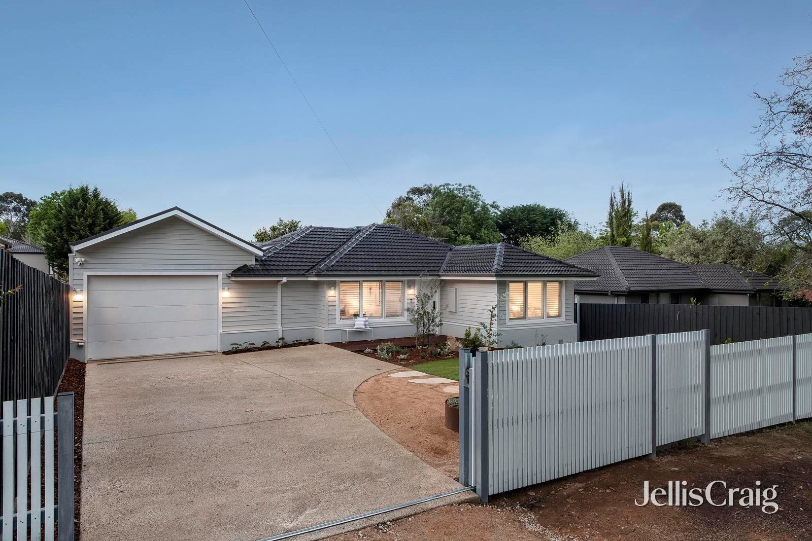 41 Smith Avenue, Croydon image 3
