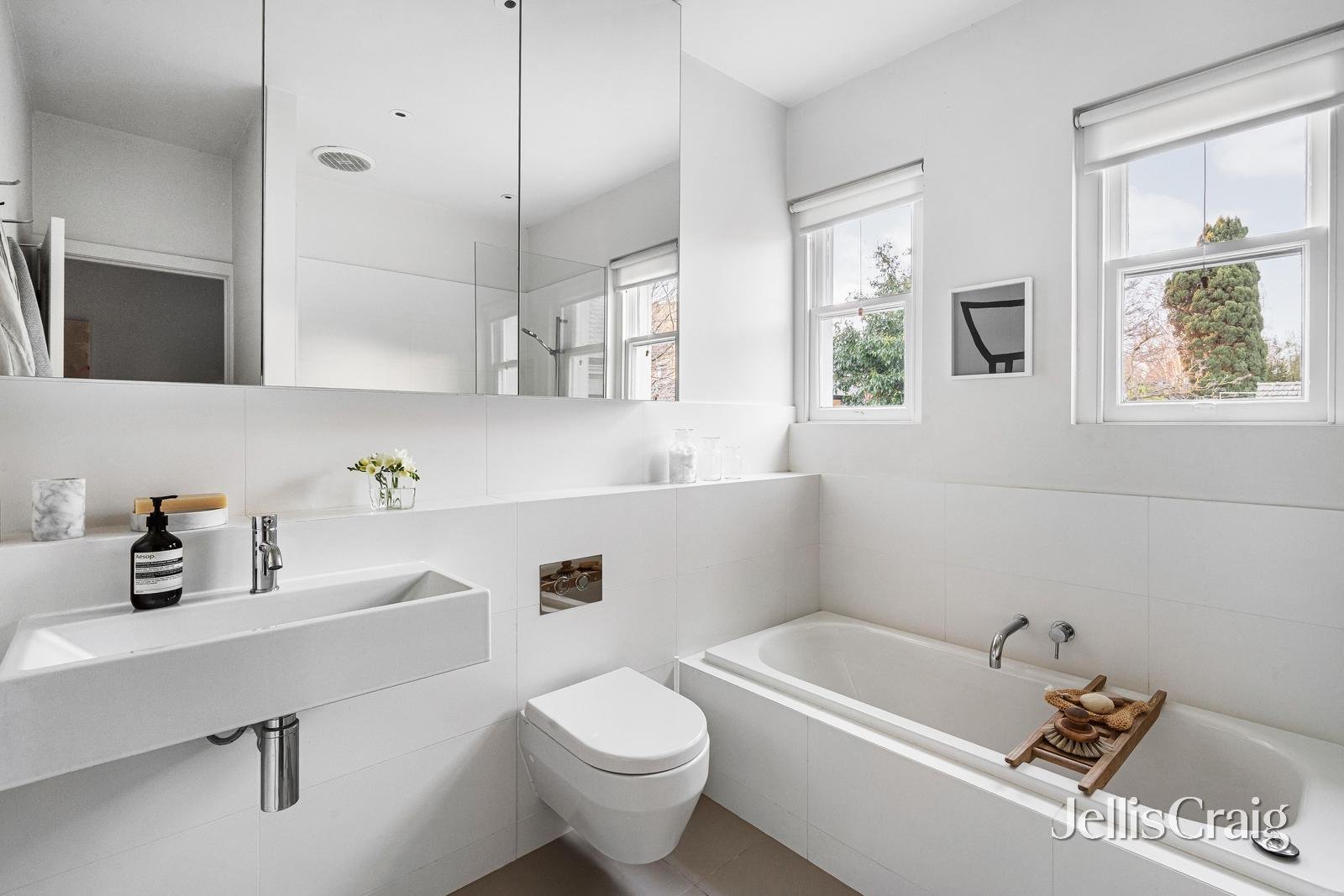 41 Springfield Avenue, Toorak image 11
