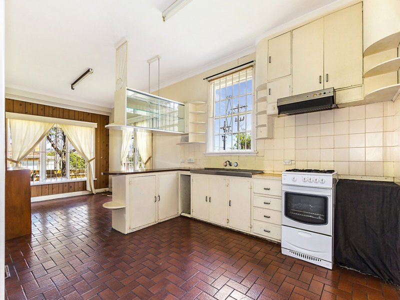 41 Station Street, Burwood image 2