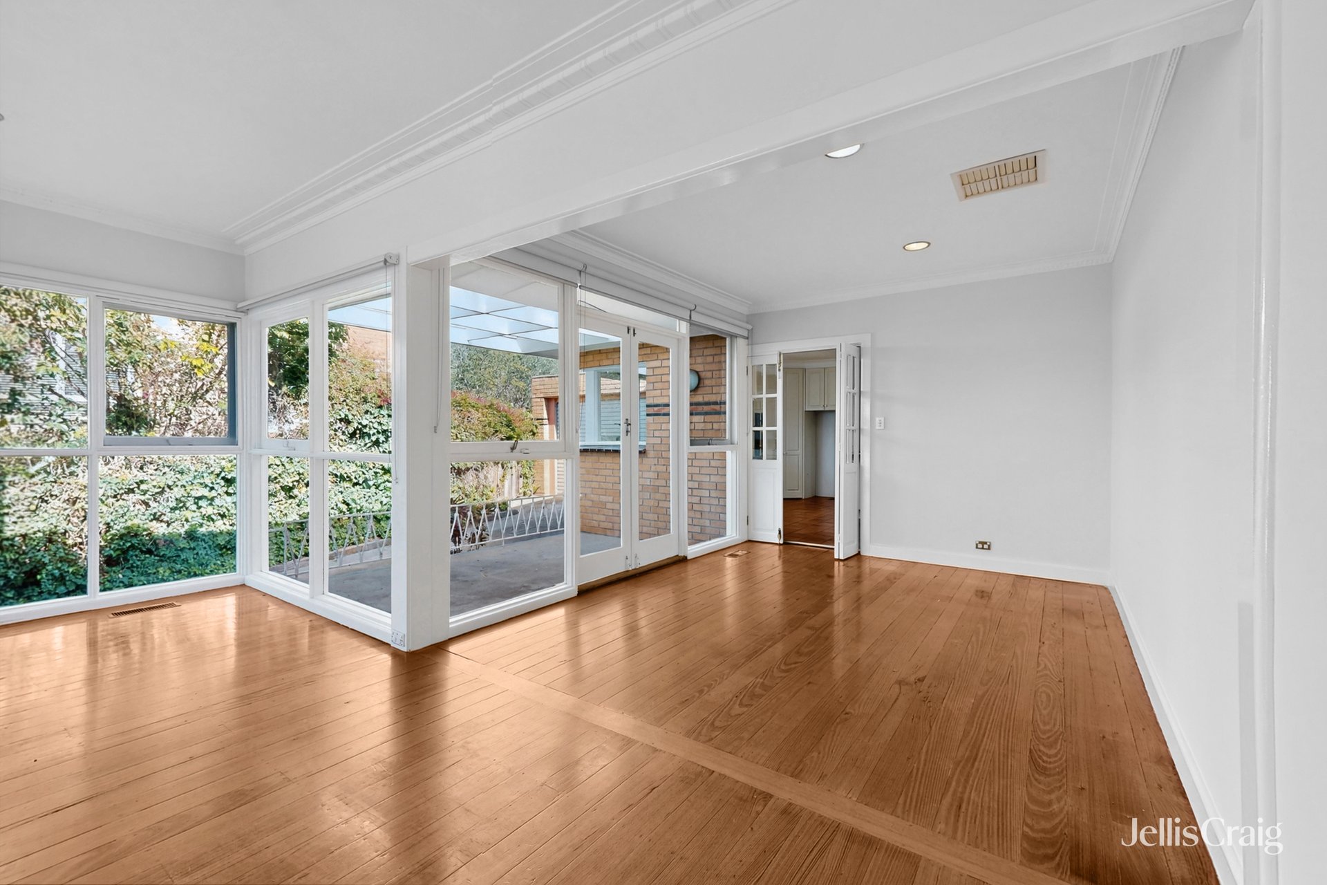 41 Streldon Avenue, Strathmore image 6