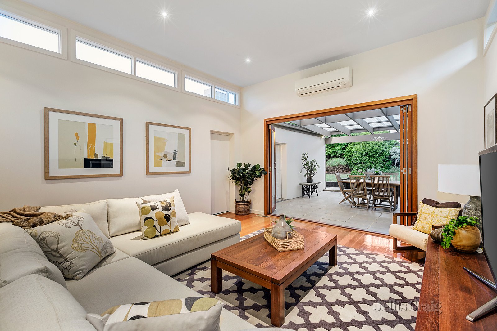 41 Summerhill Road, Glen Iris image 2