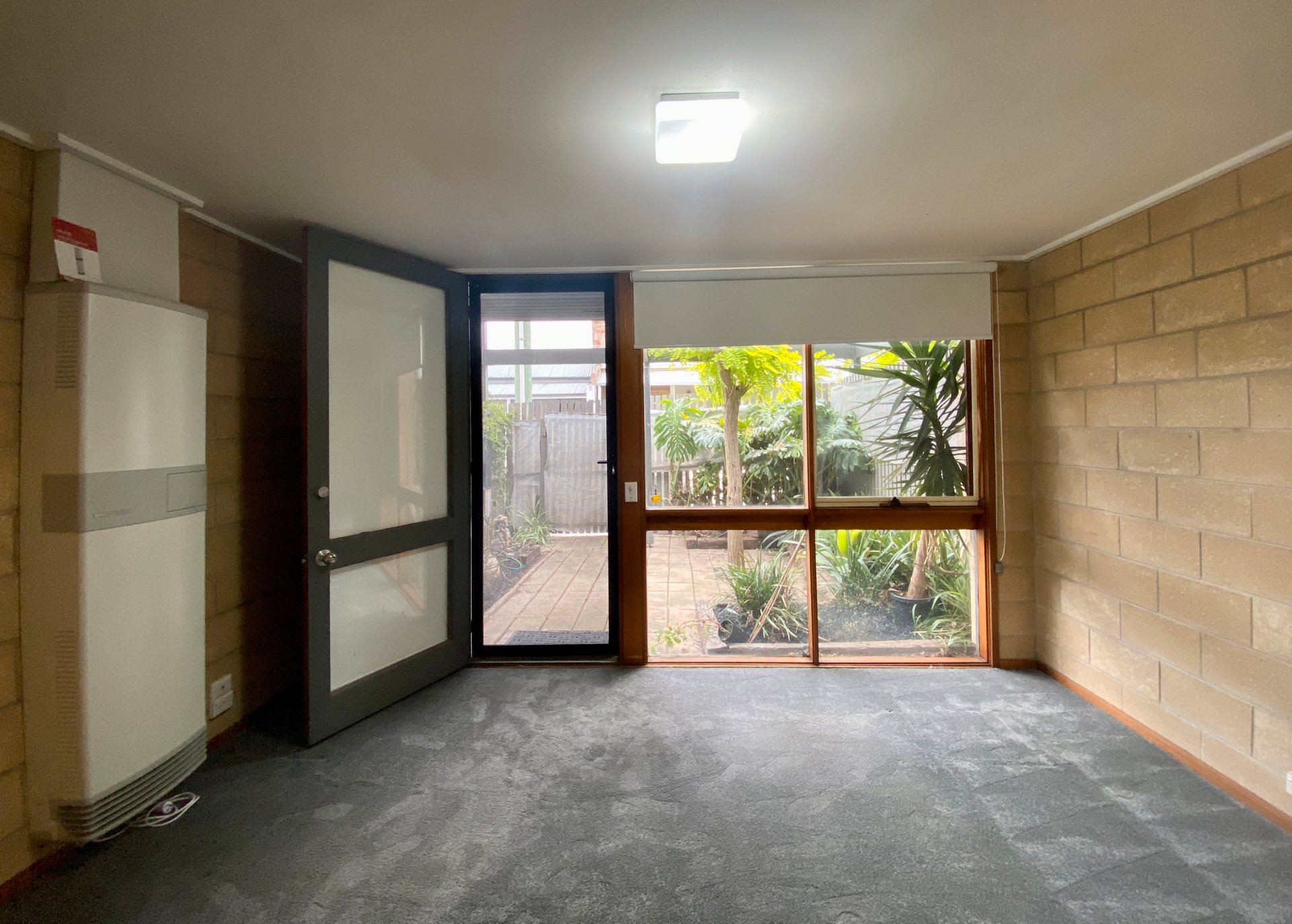 4/1 Sutherland Street, Geelong image 2