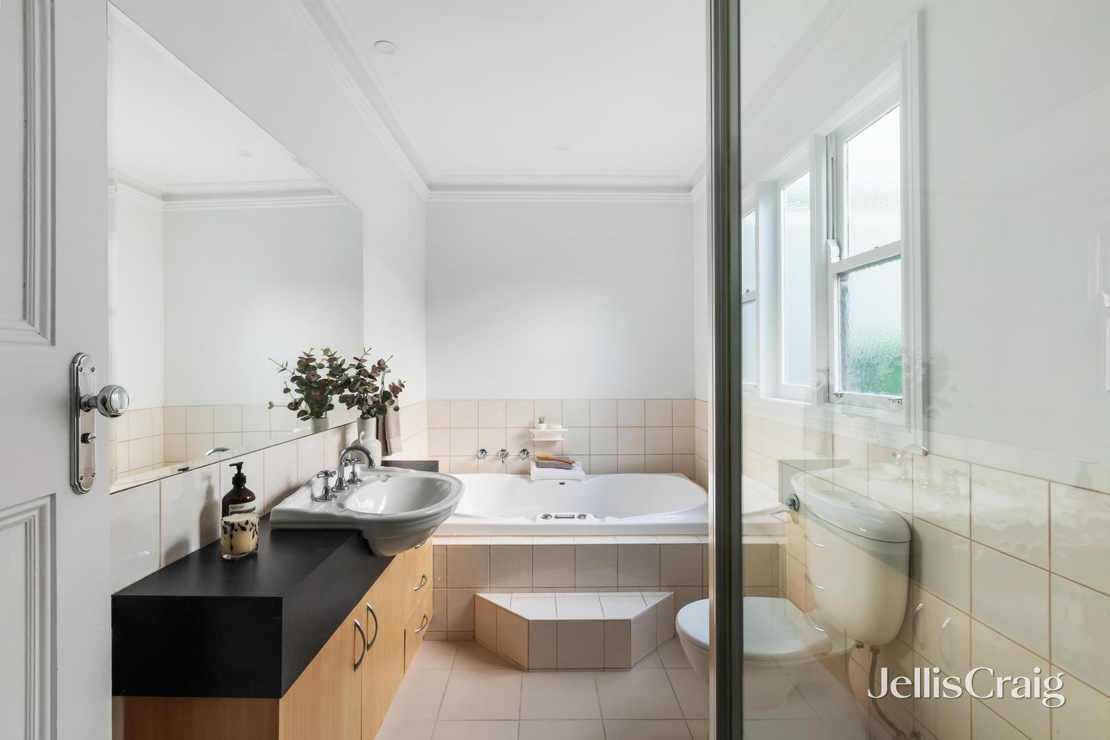 41 Tribe Street, South Melbourne image 11