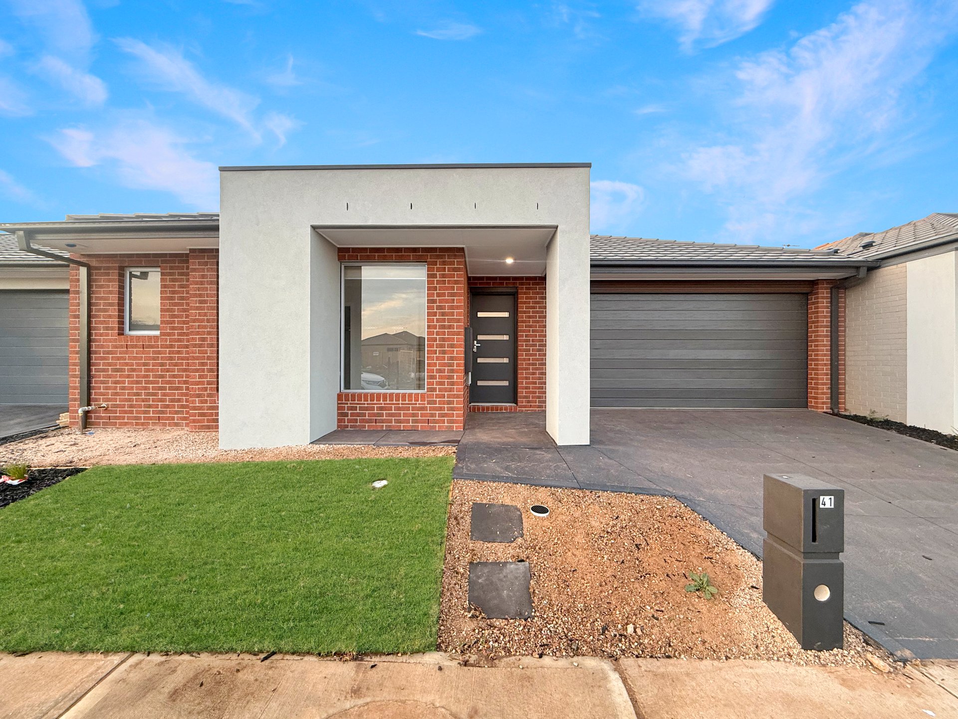 41 Urquhart Road, Tarneit image 1