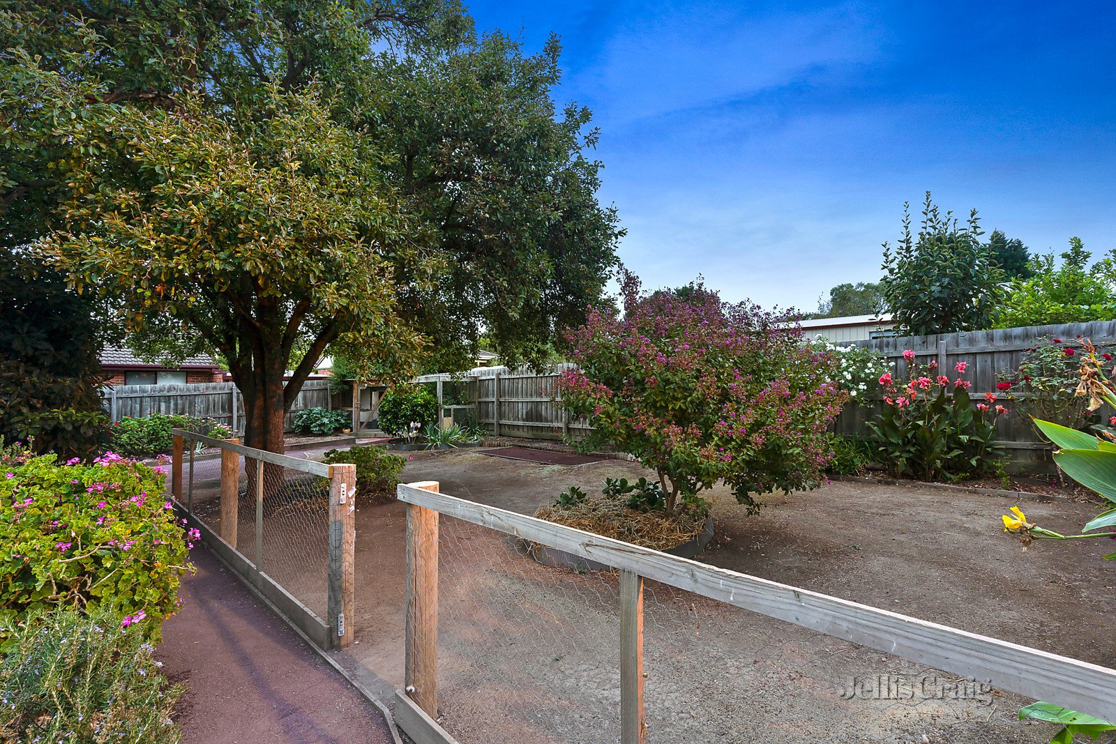 41 Vermont Parade, Greensborough image 5