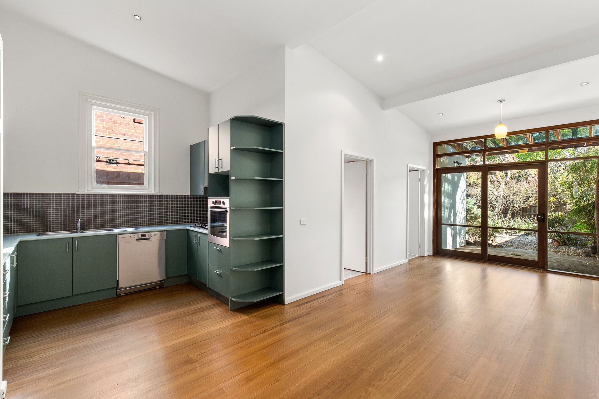 Property Gallery Thumbnail 2