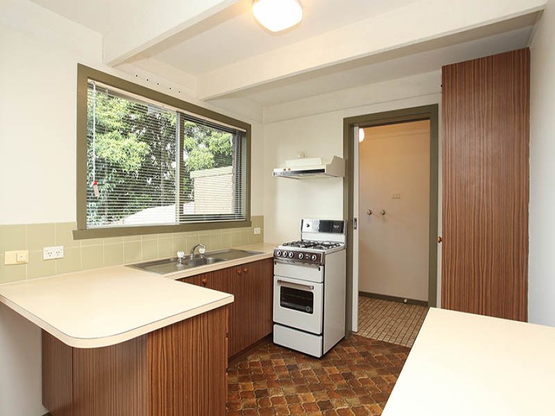 4/1 Wilson Street, Ringwood East image 2