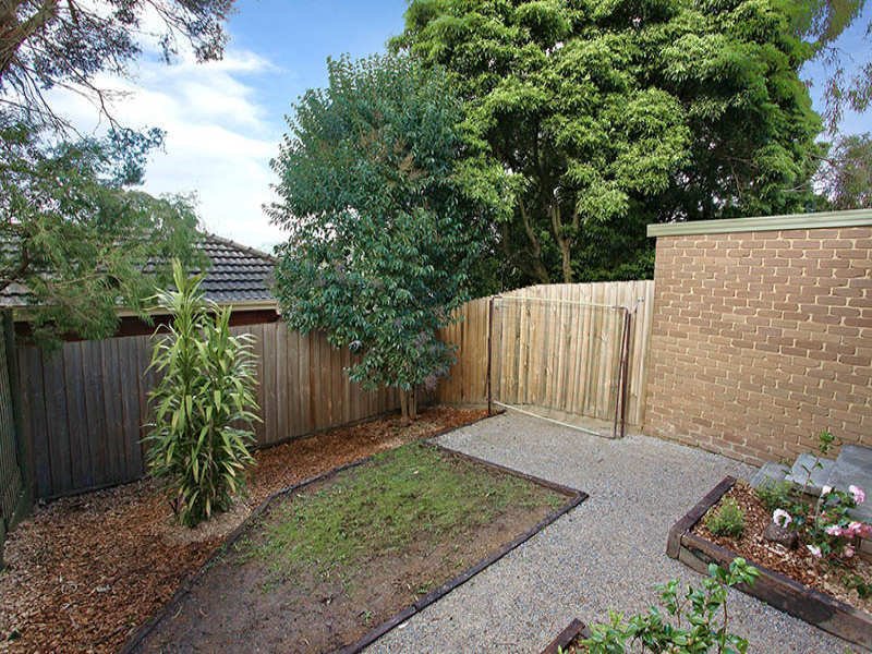 4/1 Wilson Street, Ringwood East image 3