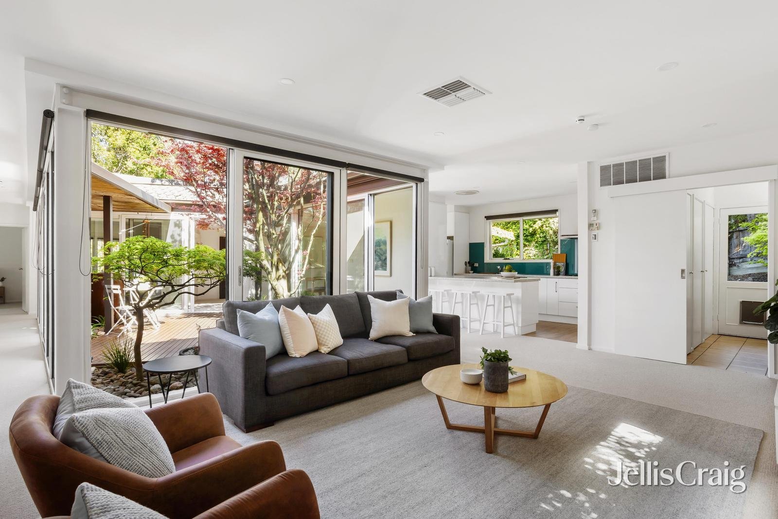 41 Winfield Road, Balwyn&nbsp;North image 2