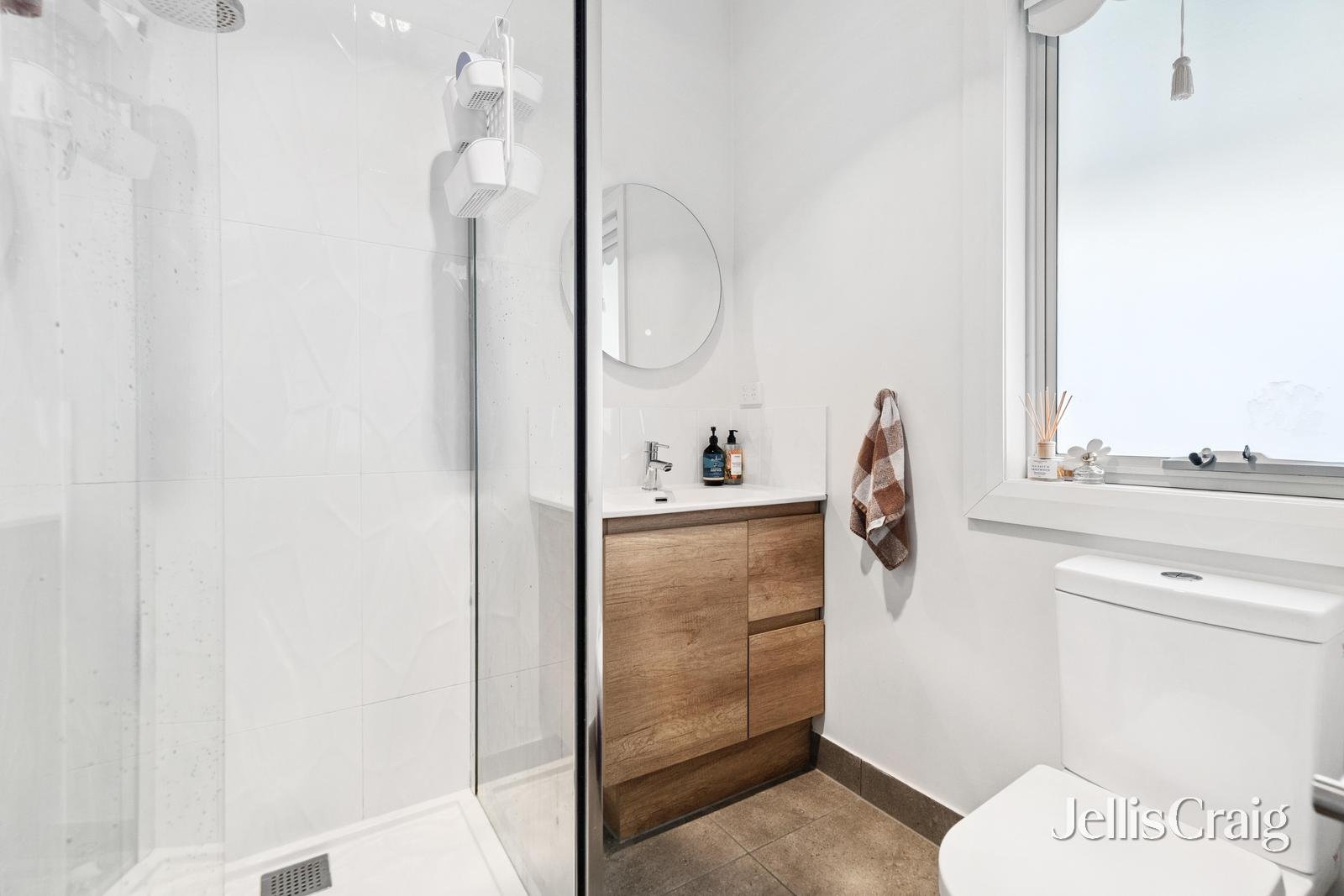 410 Chisholm Street, Black Hill image 6