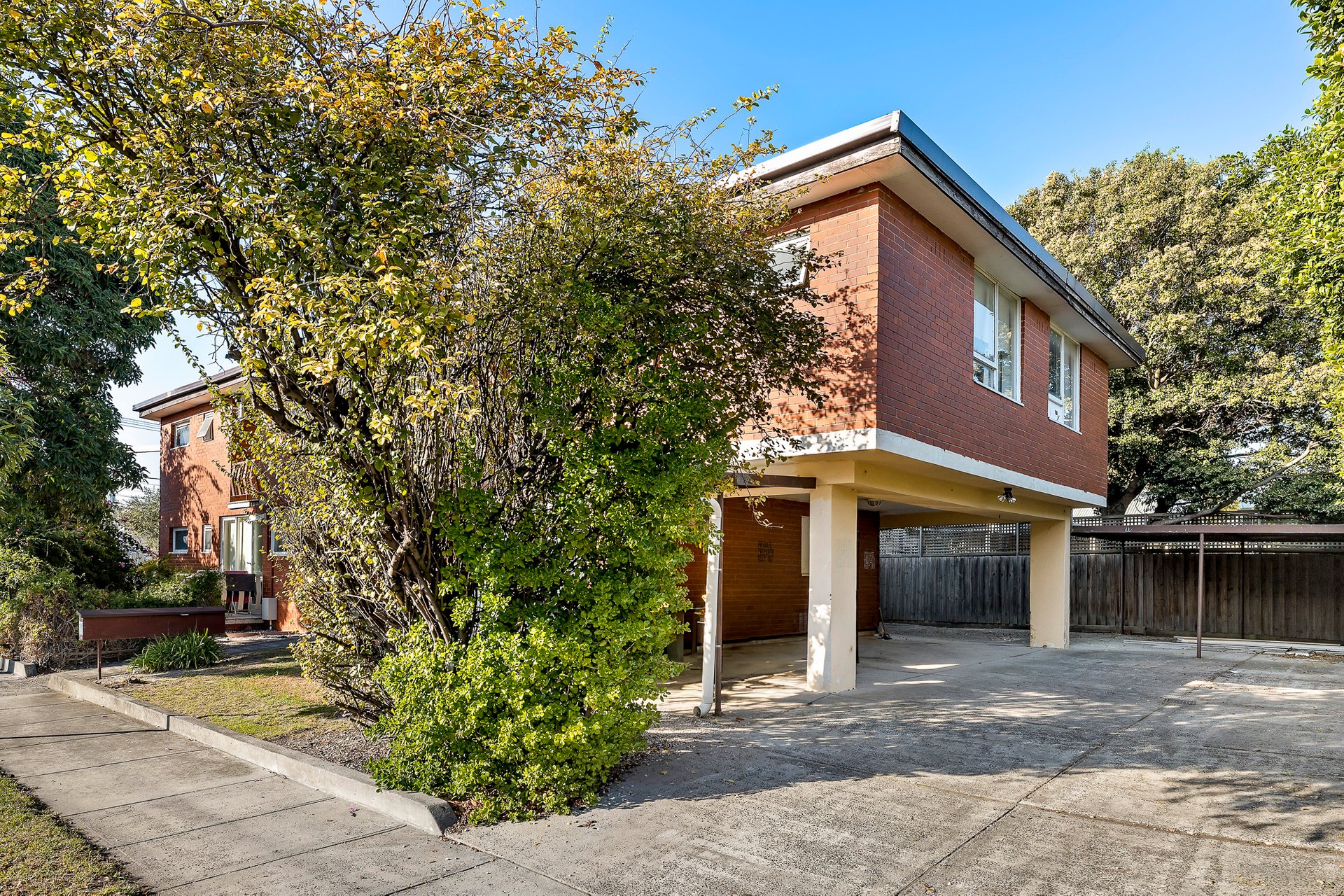4/10 Derby Cres, Caulfield East