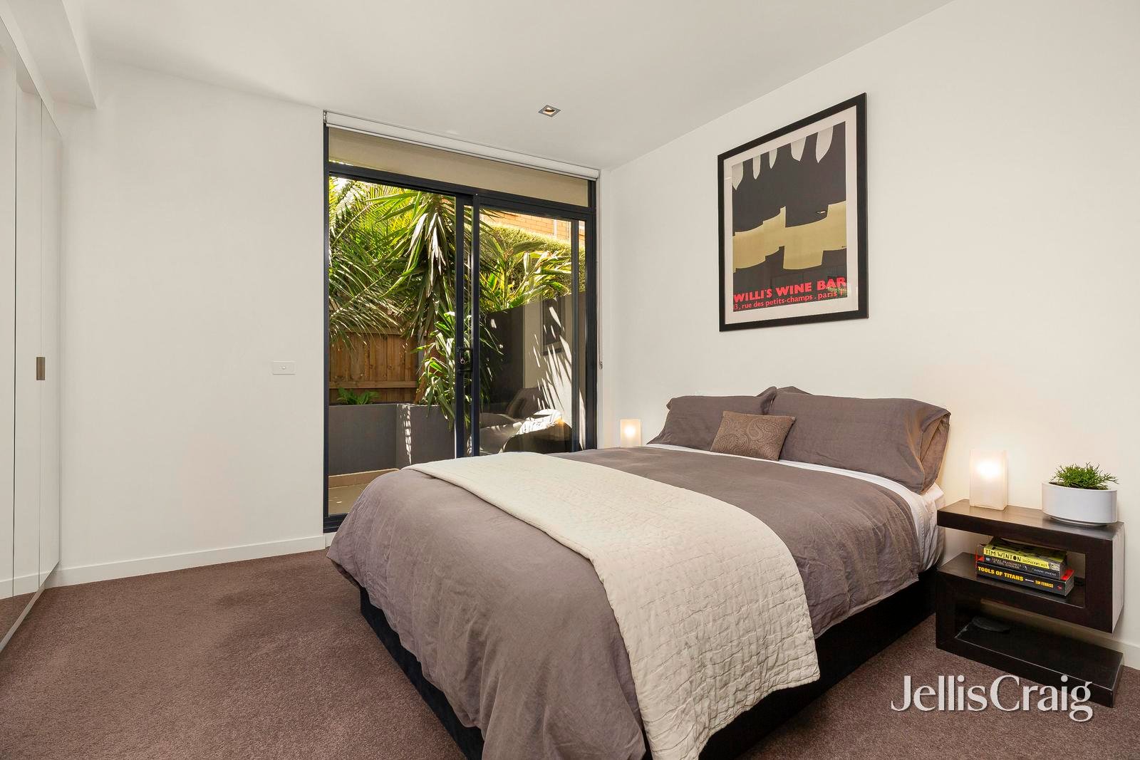 4/10 Docker Street, Elwood image 7