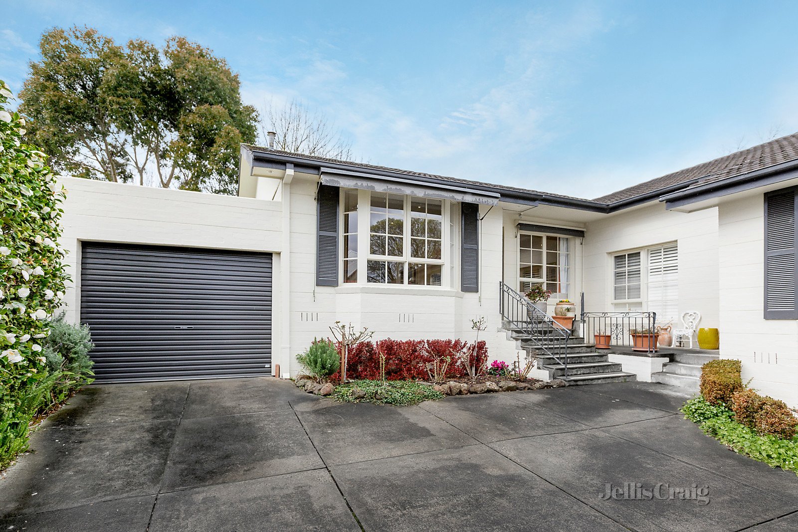 4/10 Dryden Street, Canterbury image 1