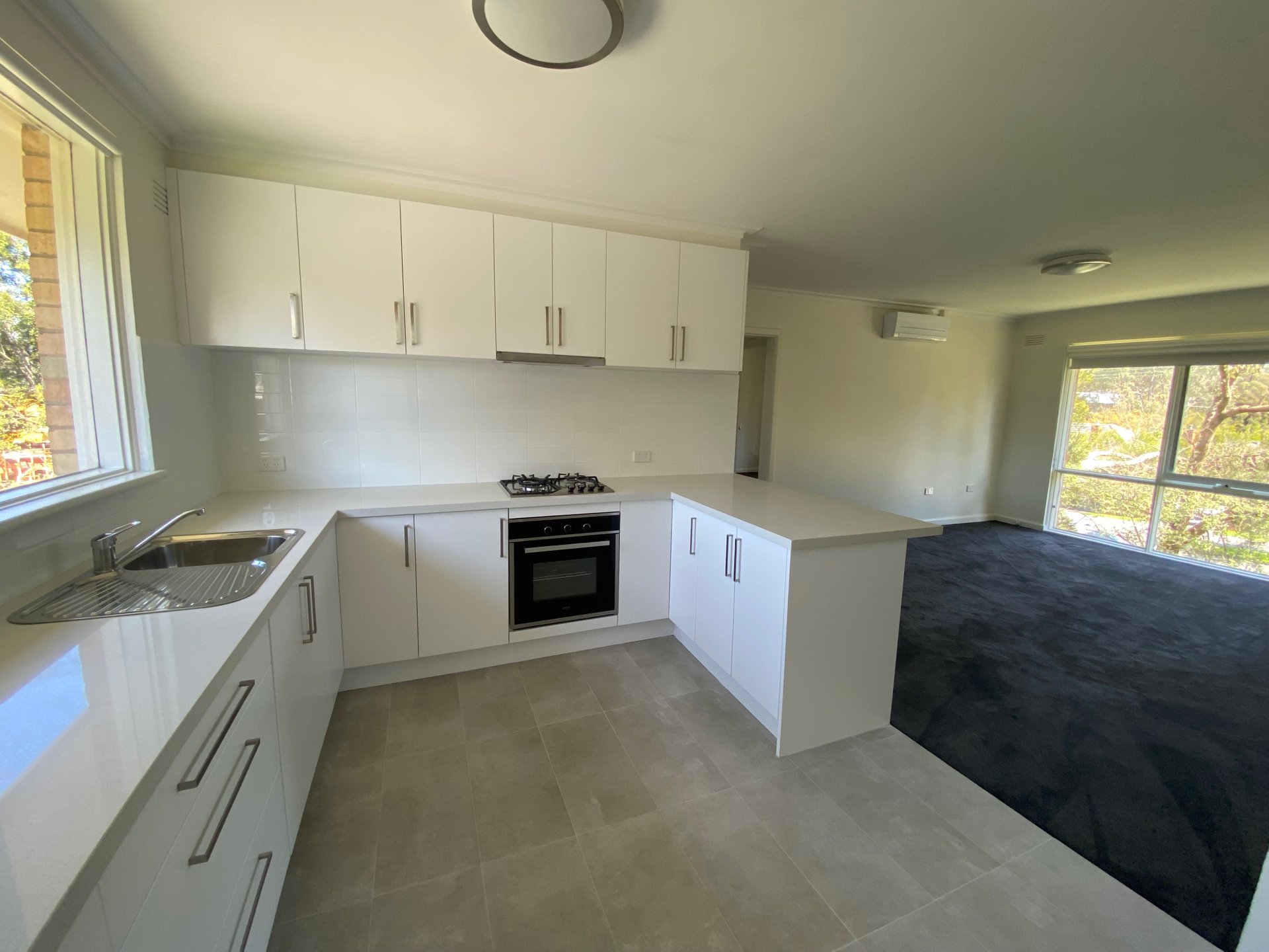 4 / 10 Fordham Avenue Camberwell, VIC 3124