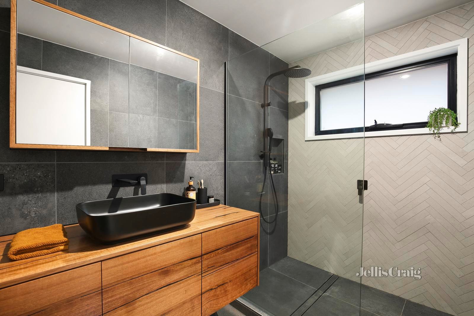 4/10 Lee Street, Fawkner image 7