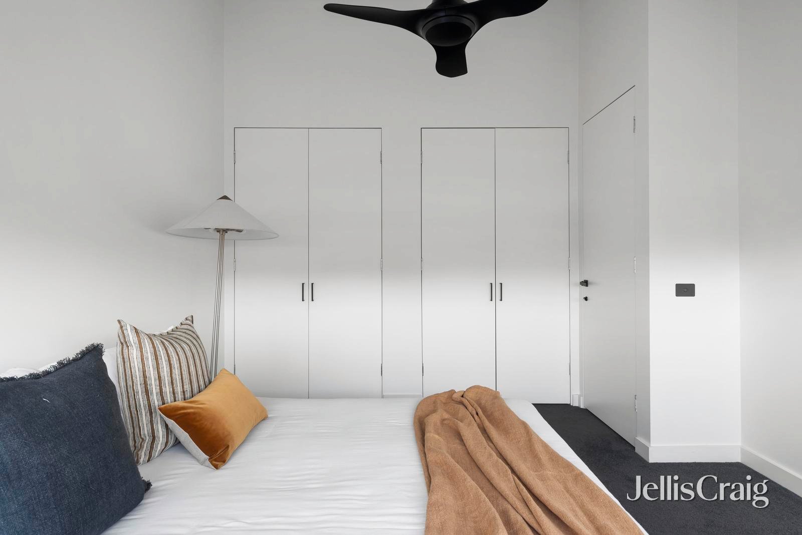 4/10 Waltham Place, Richmond image 13