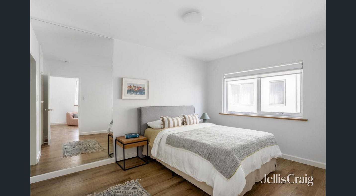 4/100 Westbury Street, Balaclava image 2