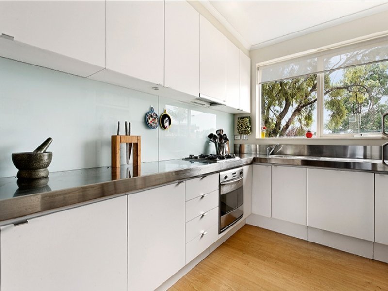 4/101 Spray Street, Elwood image 2