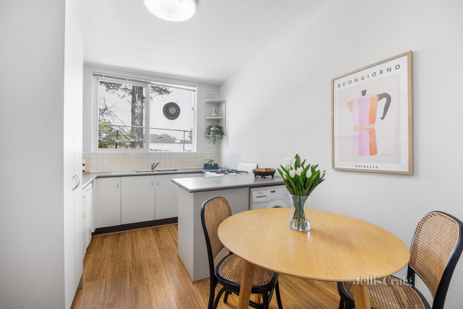 4/1021 Toorak Road, Camberwell image 2