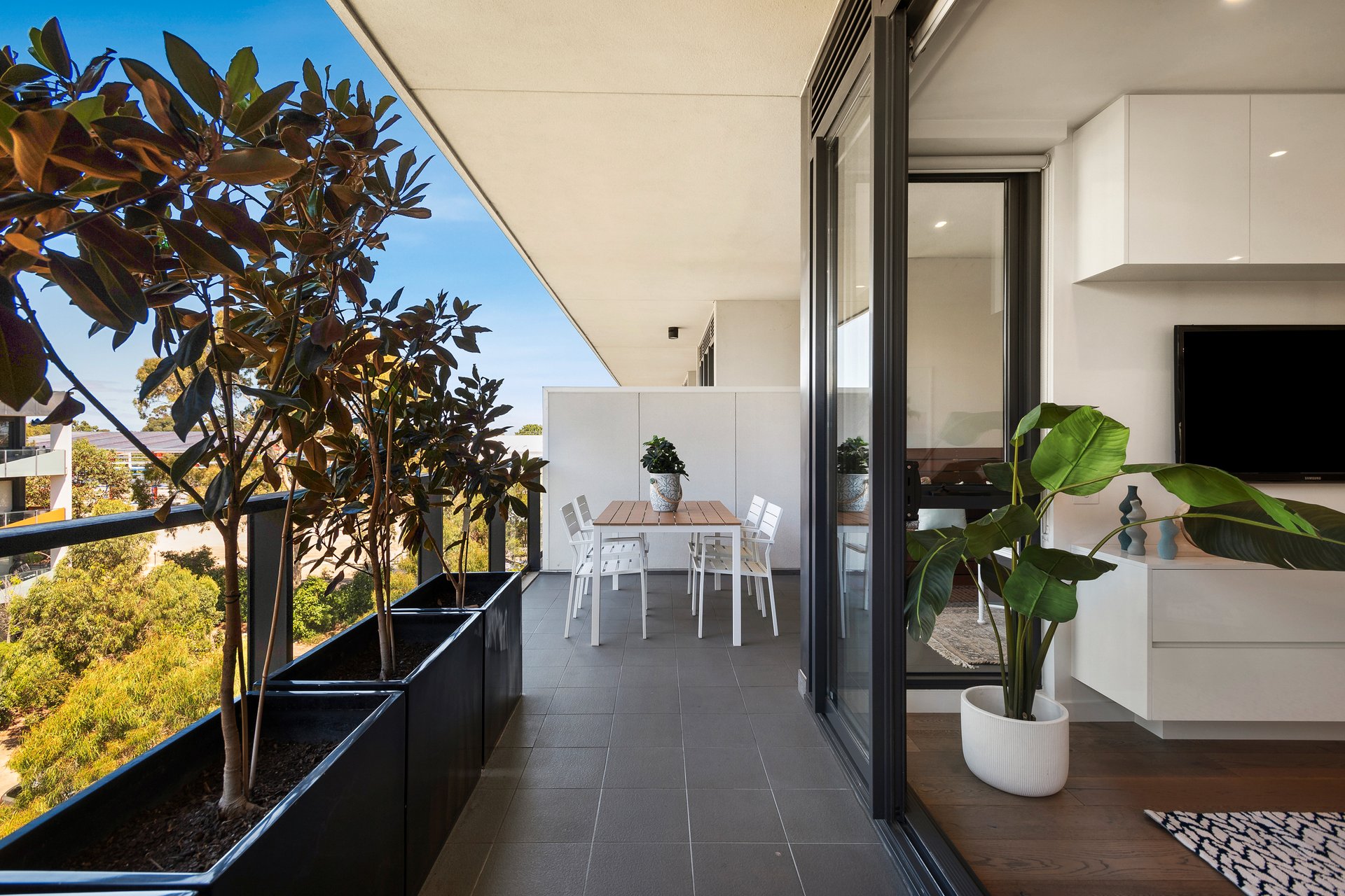 410 / 220 Bay Road Sandringham