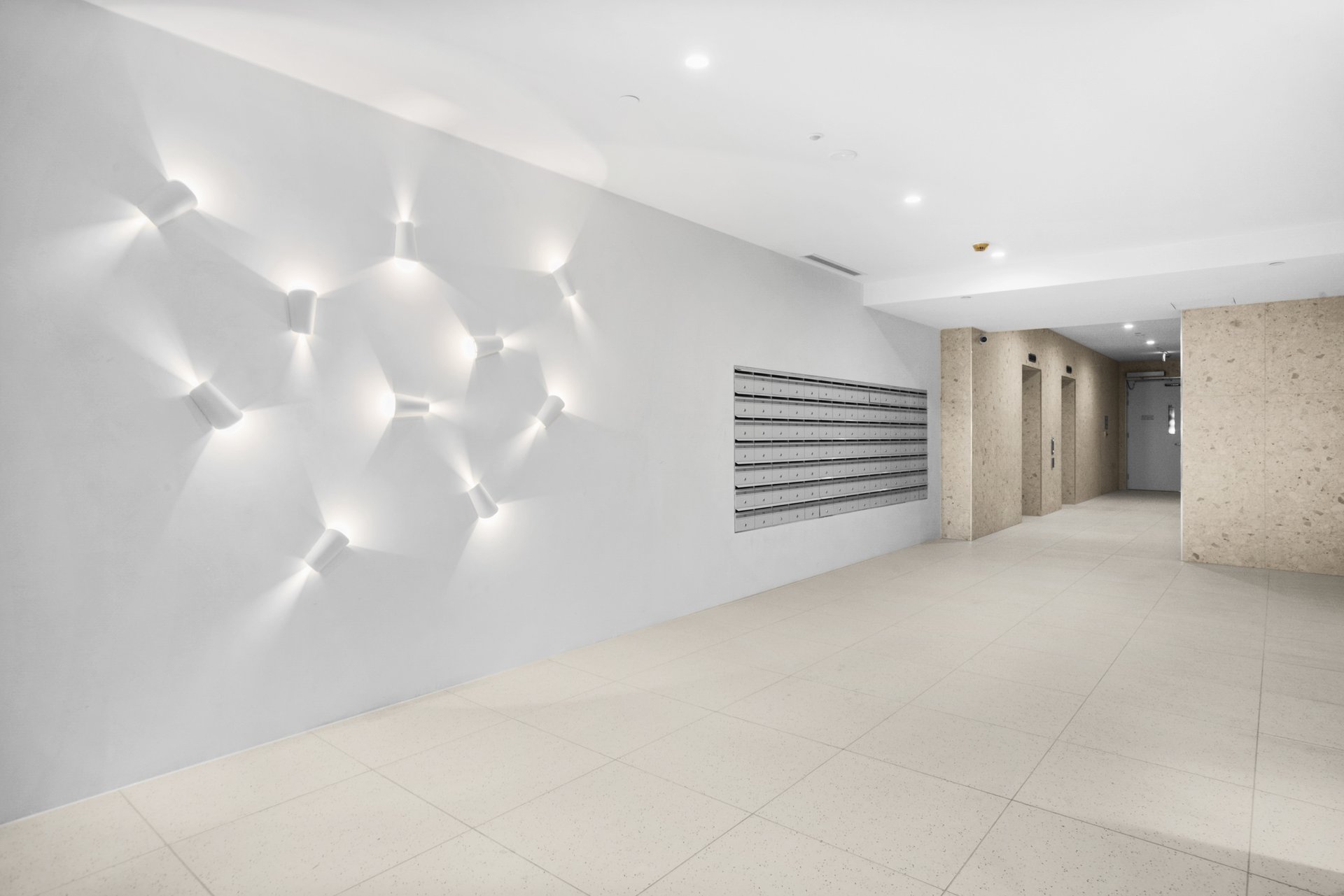 Property Gallery Thumbnail 15